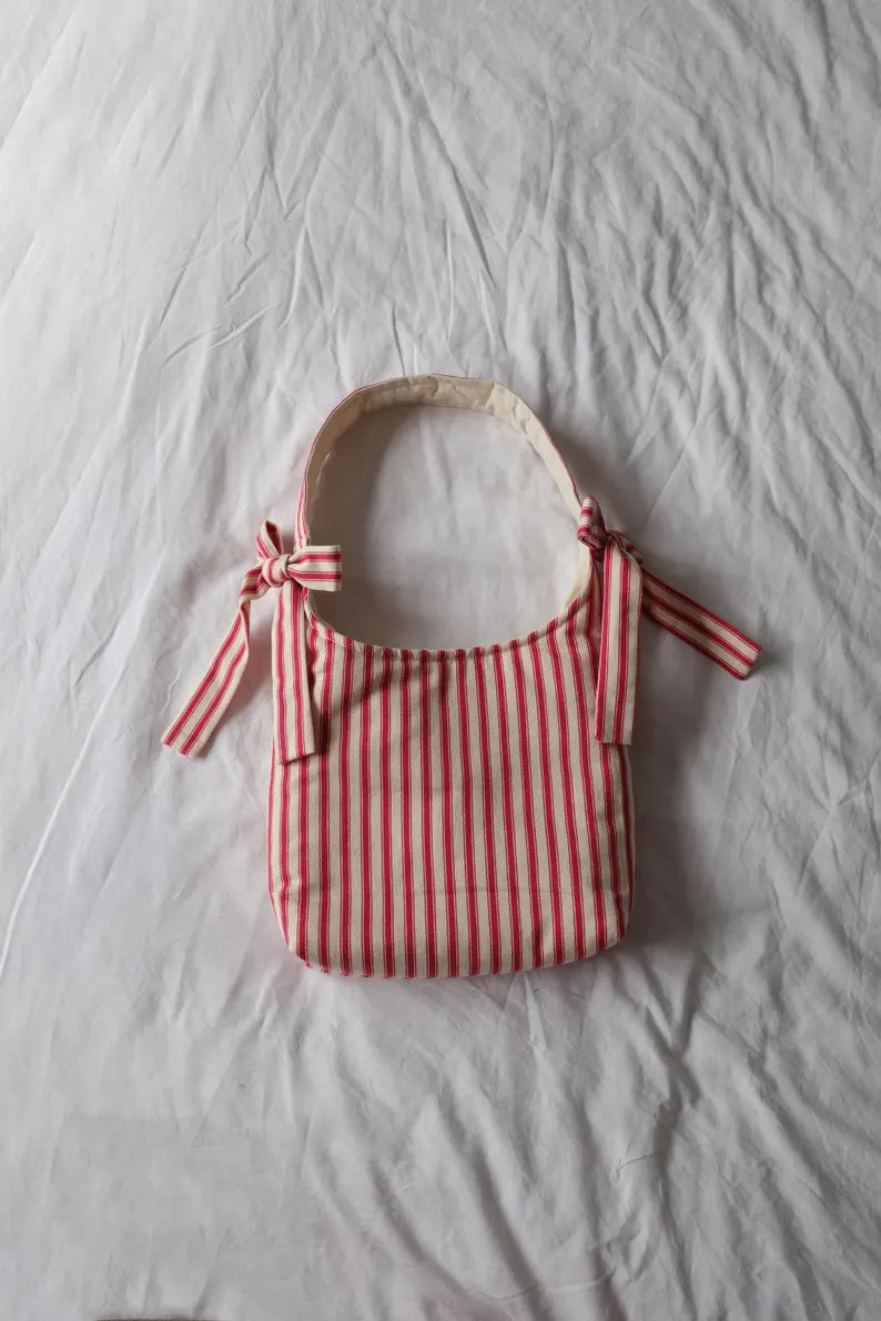Slouchy Bow Bag Sewing Pattern: Beginner Friendly